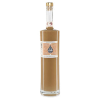 Hazelnut cream liqueur