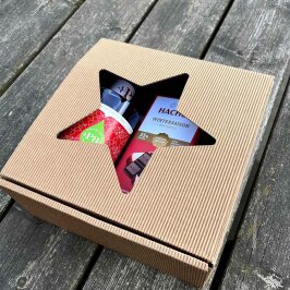 Xmas gift box baked apple